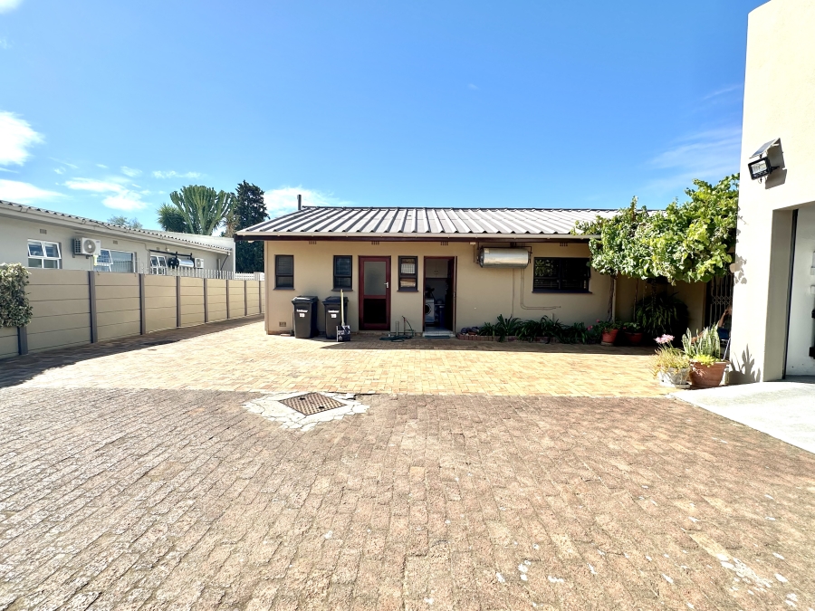 To Let 3 Bedroom Property for Rent in Panorama Western Cape